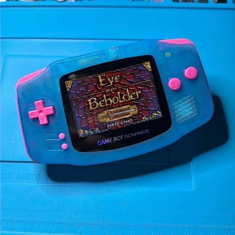 Game Boy Advance — Custom Shell